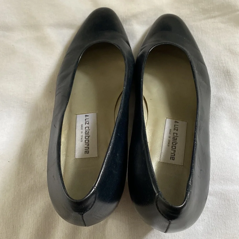 Vintage Liz Claibborne navy blue 2" tulip heels pumps - Picture 6 of 9